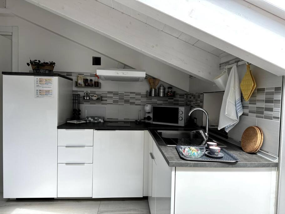 The Sweet Attic Room - De Vivo Realty Meta Di Sorrento Exterior foto